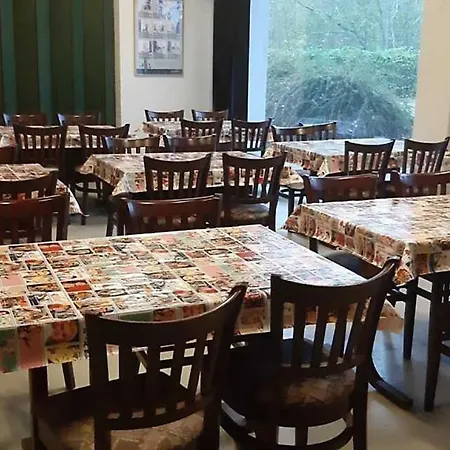 Badehotellet Lohals לינה וארוחת בוקר Tranekær