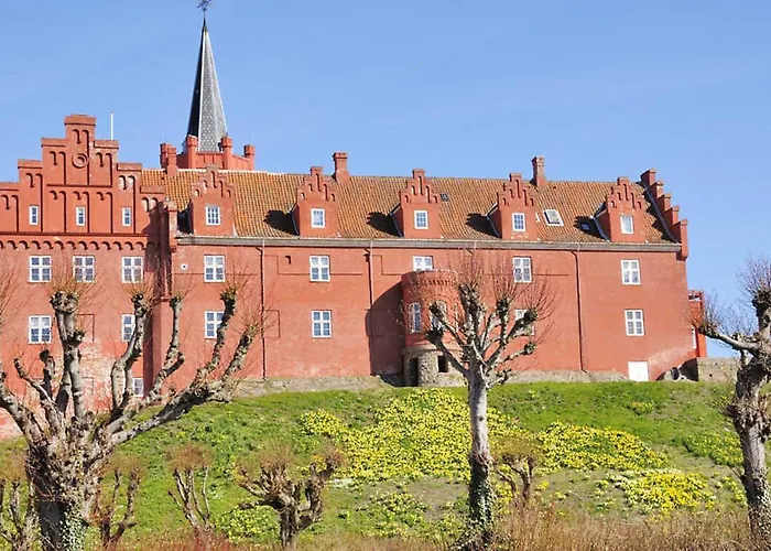 Badehotellet Lohals Alojamento de Acomodação e Pequeno-almoço *